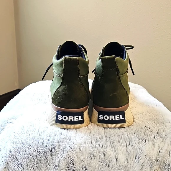 Sorel Out N About Booties - Picture 3 of 9